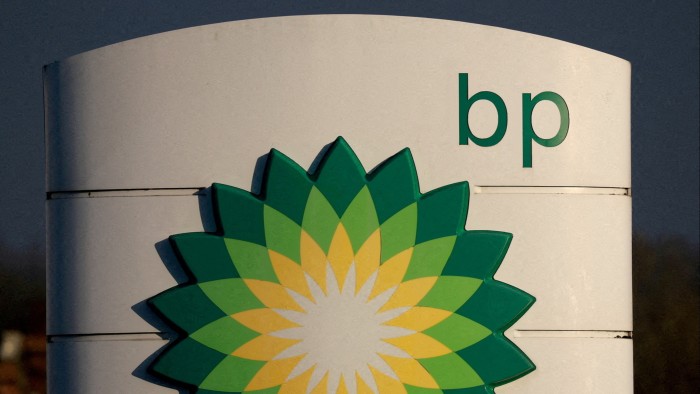 BP Faces Investor Outcry After Reversal on Eco-Friendly Plans BP Faces Investor Outcry After Reversal on Eco-Friendly Plans